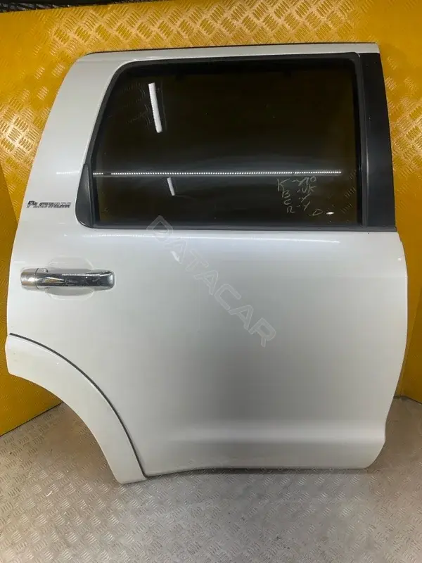 Дверь 671130C080