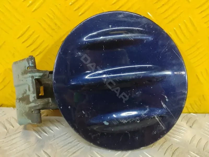 Крышка лючка топливного бака 5940A031