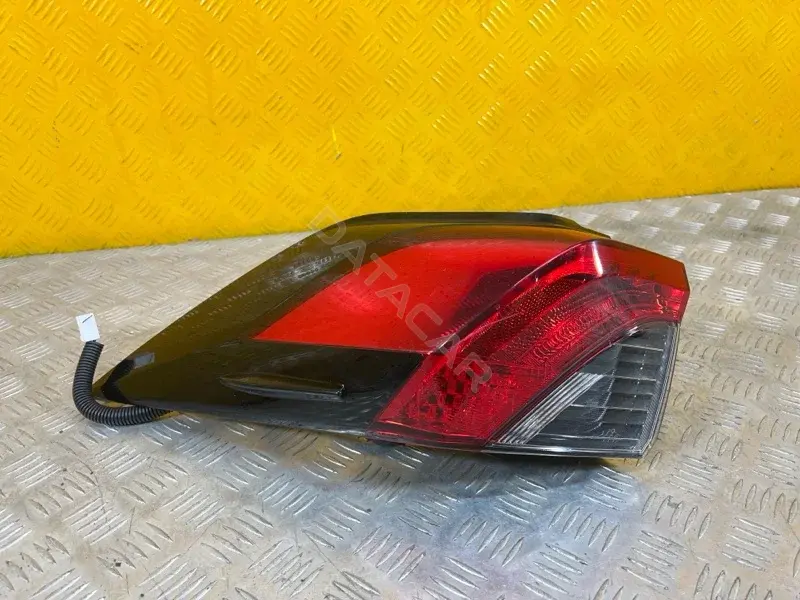 Задние фонари 8156042230