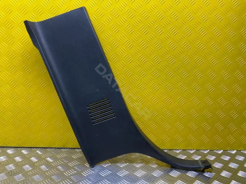 Обшивка стойки задней 625140K010