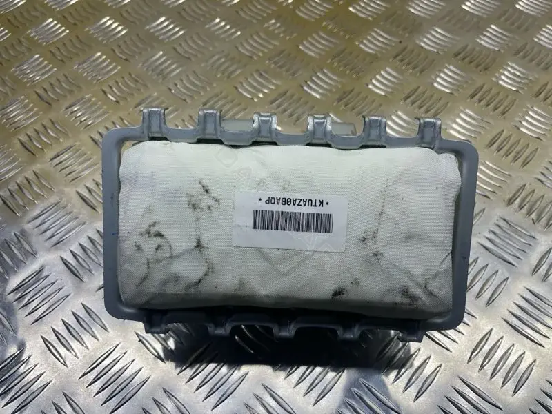 Подушка безопасности 7030B009XA
