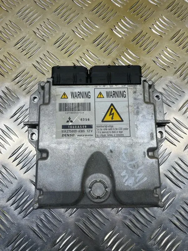 Блок управления двигателем 1860A549