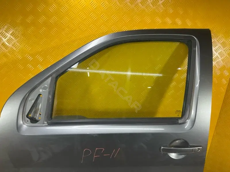 Стекло двери 80301EB310