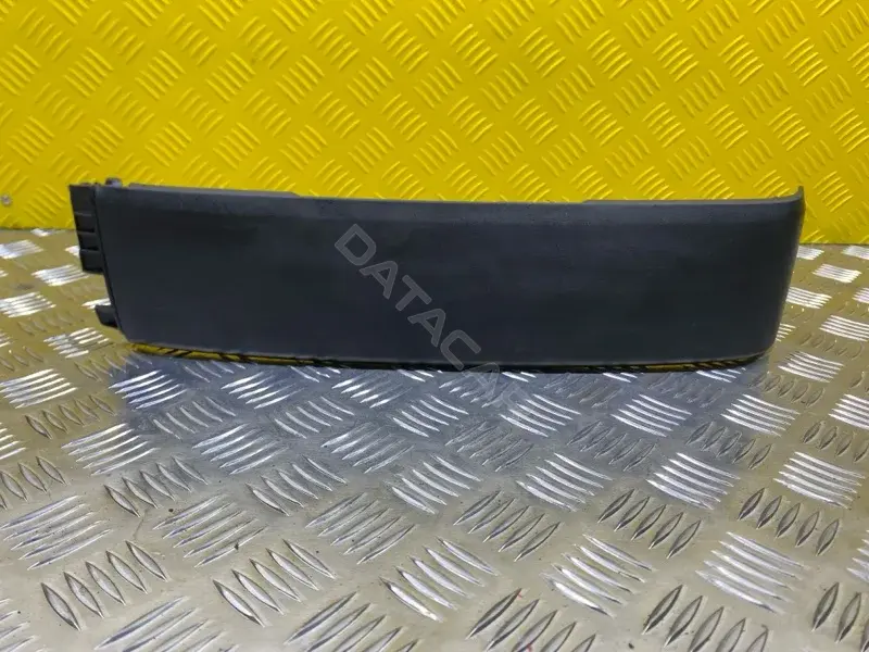 Накладка боковая на сиденье 7186860050