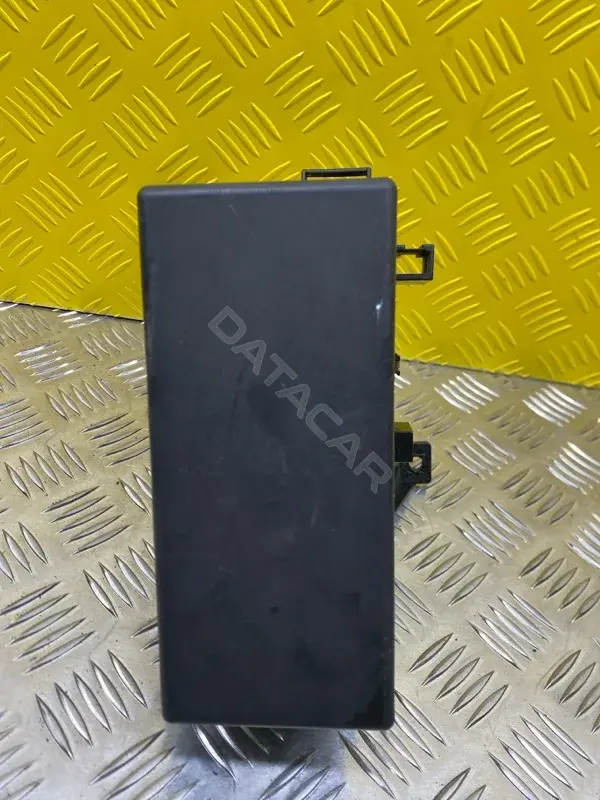 Блок предохранителей 252309F920