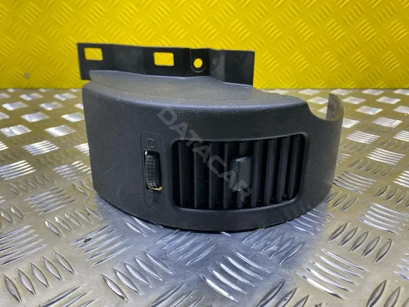 Дефлектор обдува салона VP5NFX222058