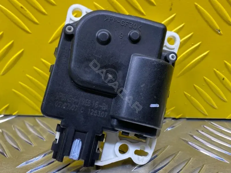Мотор заслонки печки VP6NEH19616BA