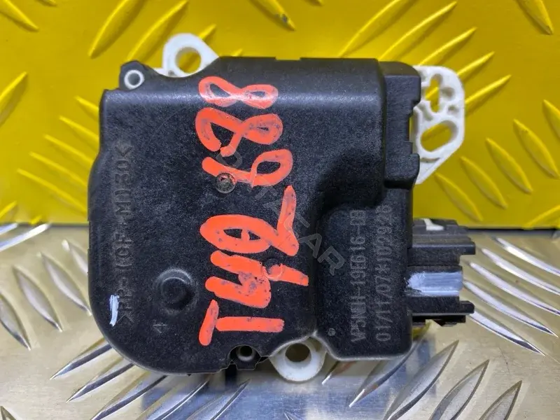 Мотор заслонки печки VP5NEH19616DB
