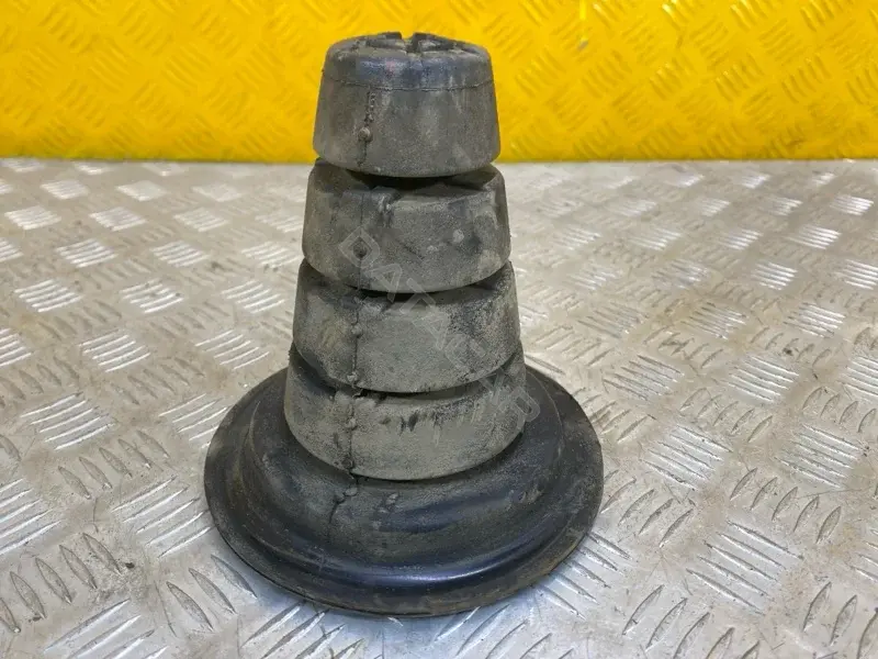 Проставка пружины 4830260110