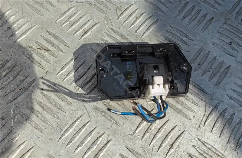 Резистор печки 8980741190