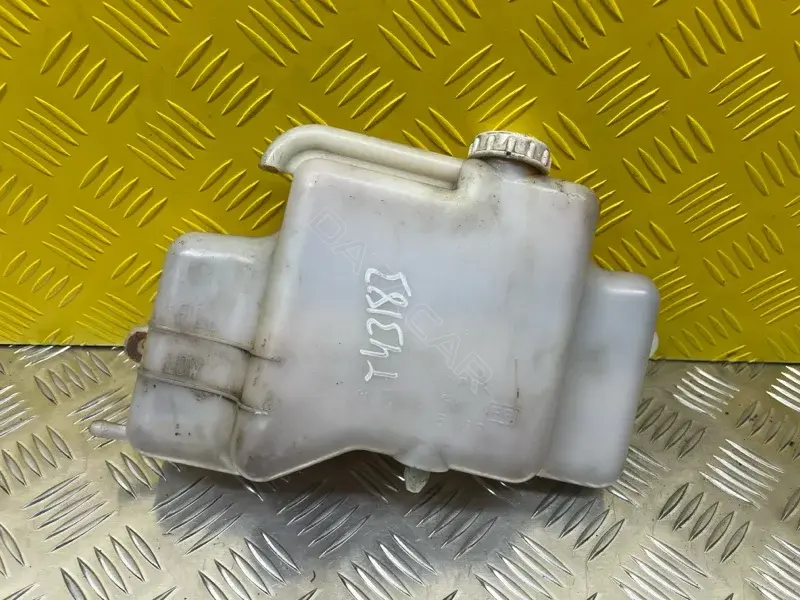 Расширительный бачок MN135072