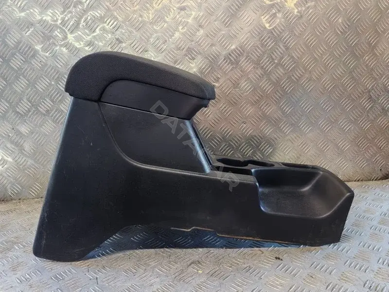 Подлокотник 8011B017XA