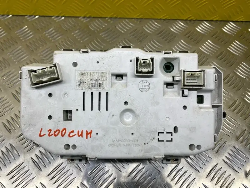 Панель приборов MM0039001