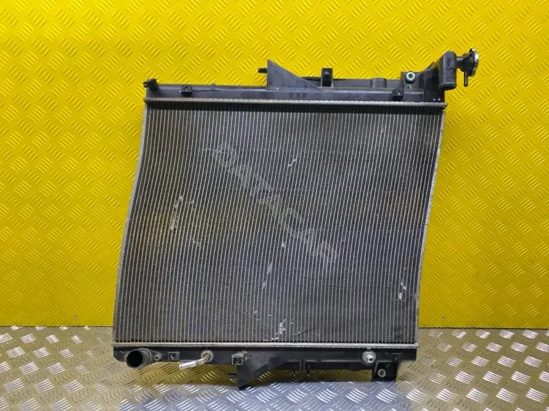 Радиатор охлаждения 1350A813