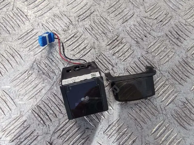 Датчик света 8302130010