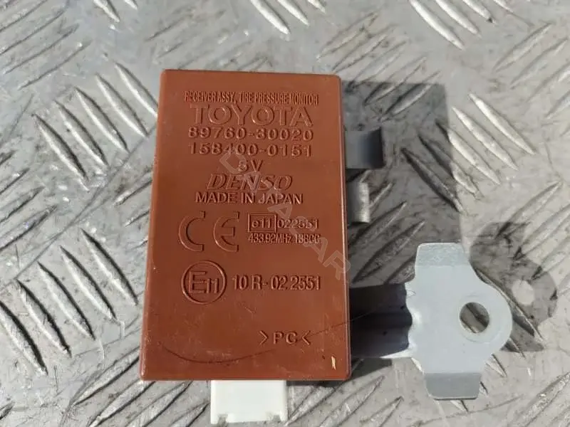 Блок контроля давления в шинах 8976030020