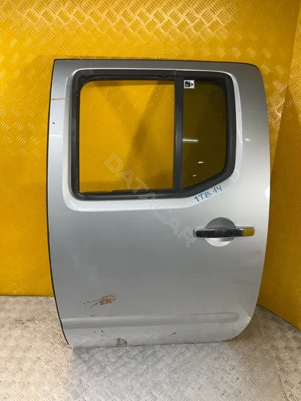 Дверь 82101EB30J