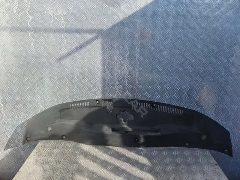 Накладка замка капота 5329530090