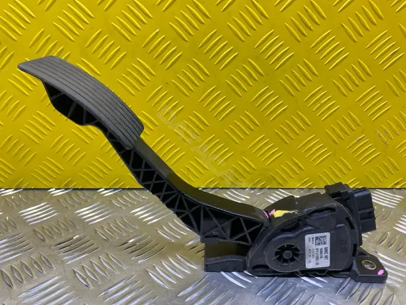 Педаль газа 1600A149
