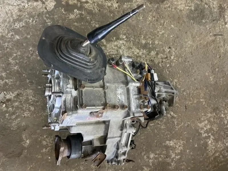 Раздаточная коробка 3242A027