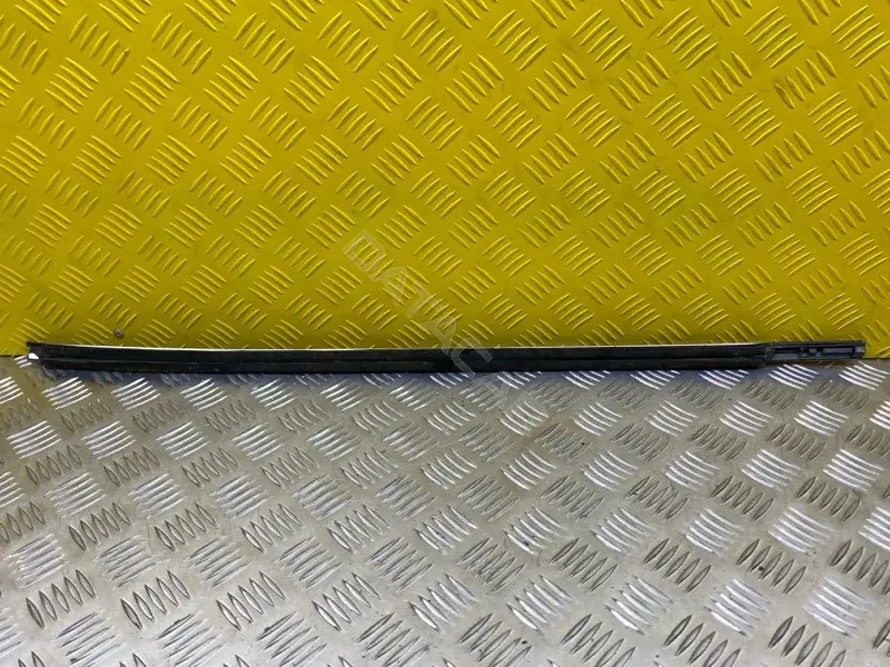 Молдинг двери 7554842021