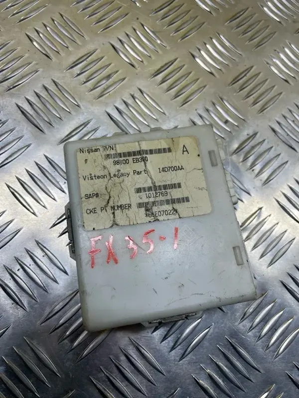 Блок управления сиденьем 98800EB300