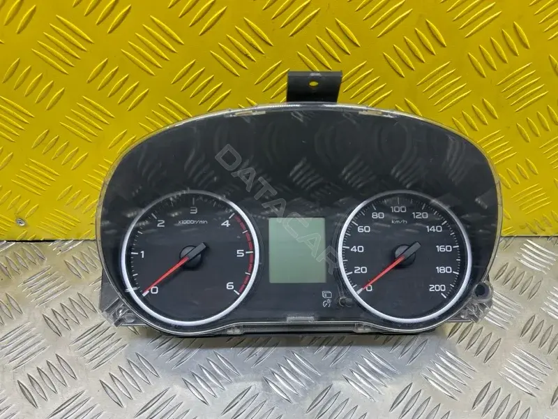 Панель приборов 8100B975