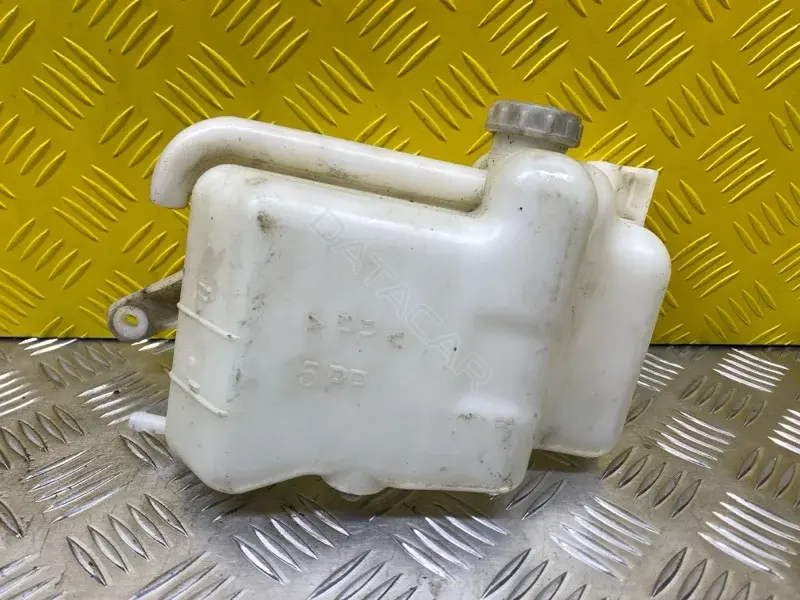 Расширительный бачок 1375A359