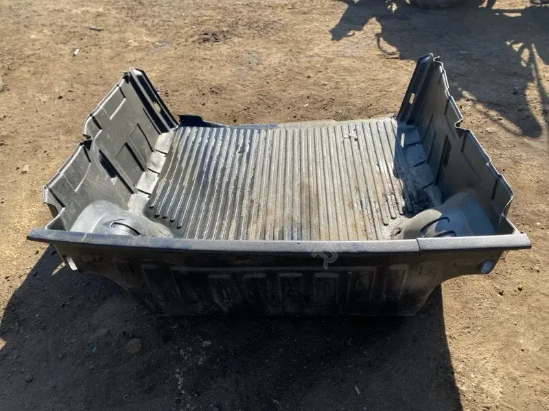 Вкладыш в кузов пикапа MZ330745TB
