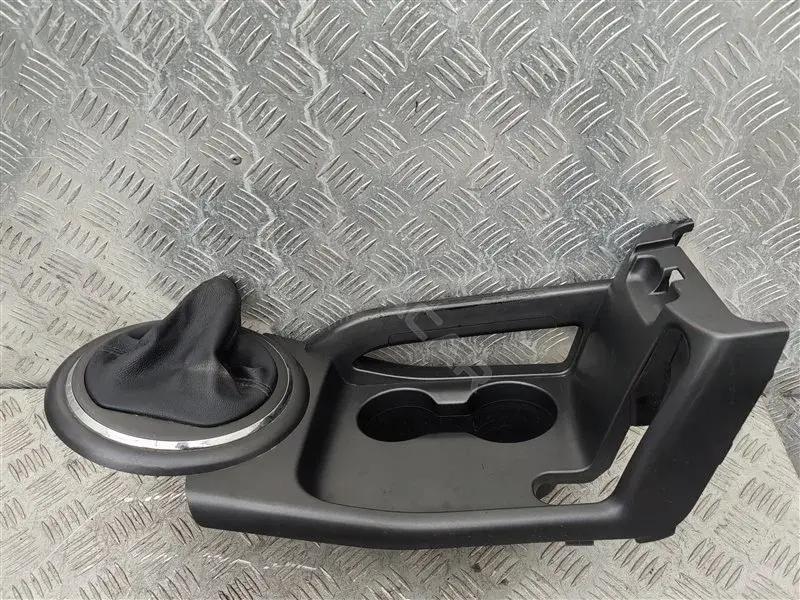 Консоль салона (кулисная часть) 846503W170AK5