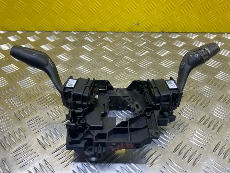 Переключатель подрулевой EG9T13335EA