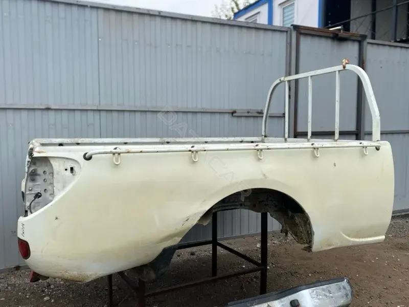 Задняя часть кузова (тазик) MN133440