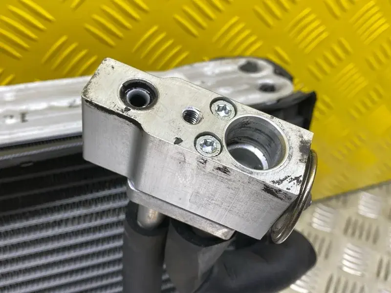 Испаритель кондиционера 27280EB31A