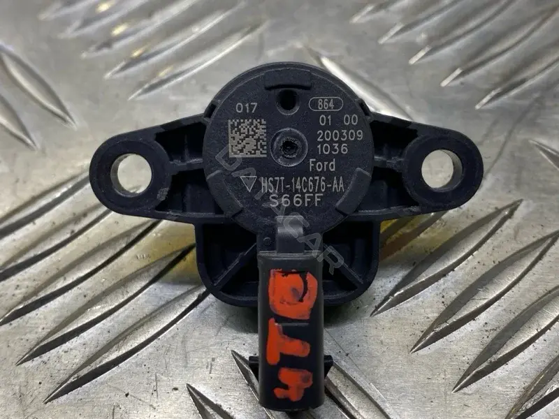 Датчик удара HS7T14C676AA