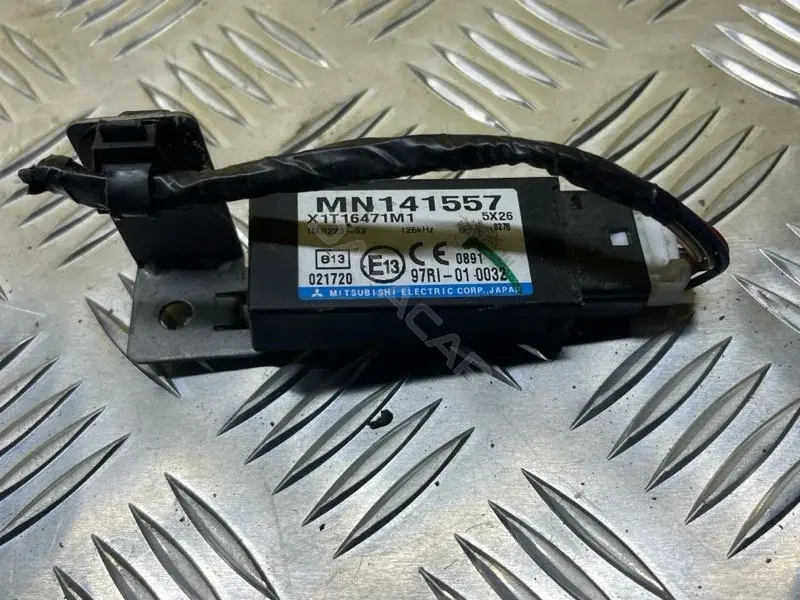 Иммобилайзер MN141557