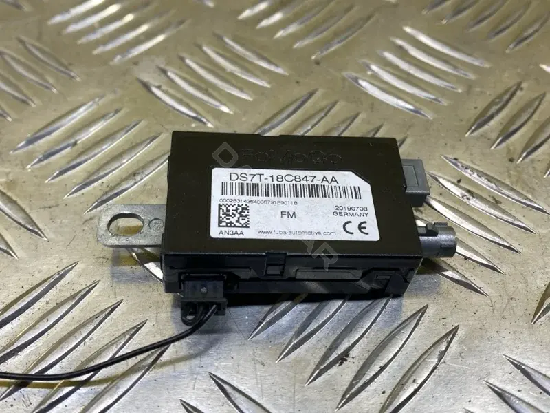Антенна DS7T18C847AA