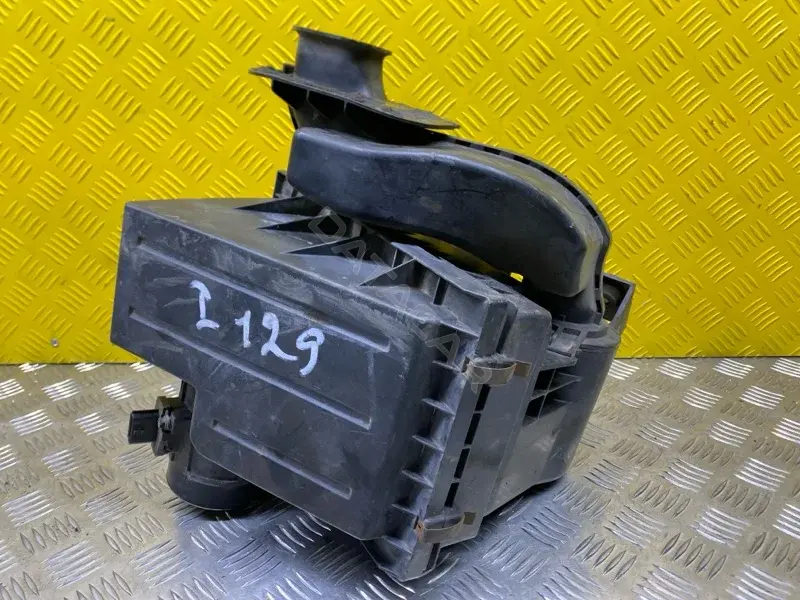 Корпус воздушного фильтра 165005X00A