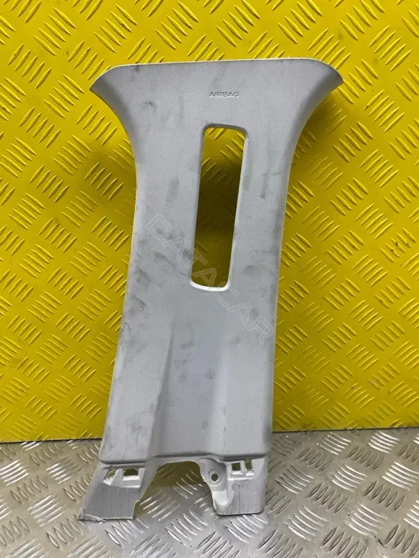Обшивка стойки центральной GT4BR24582AGW