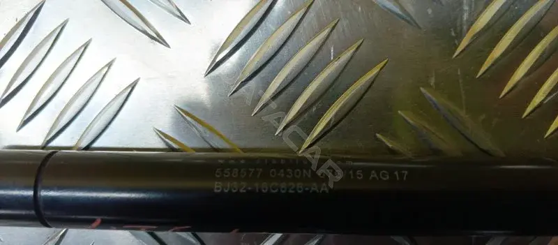 Амортизатор крышки багажника, капота, заднего стекла BJ3216C826AA