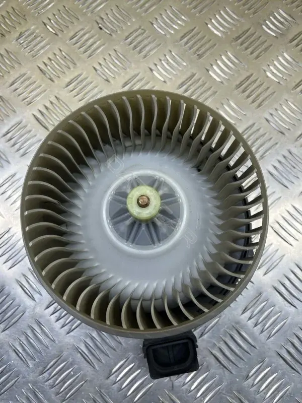 Моторчик печки AY2727006220