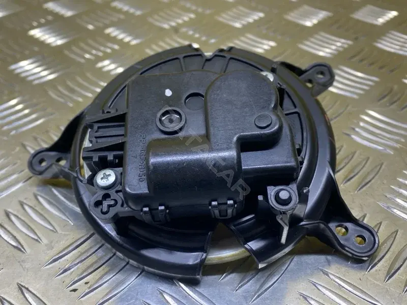 Мотор заслонки печки GS7H19E616CA
