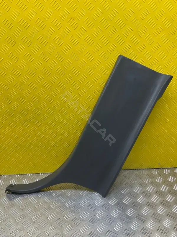 Обшивка стойки задней 625130K020