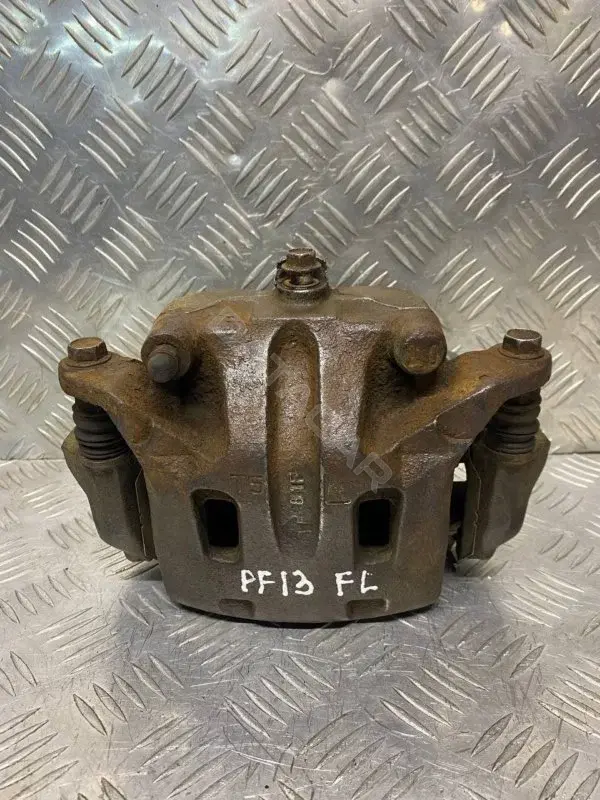 Суппорт тормозной 410115X00A