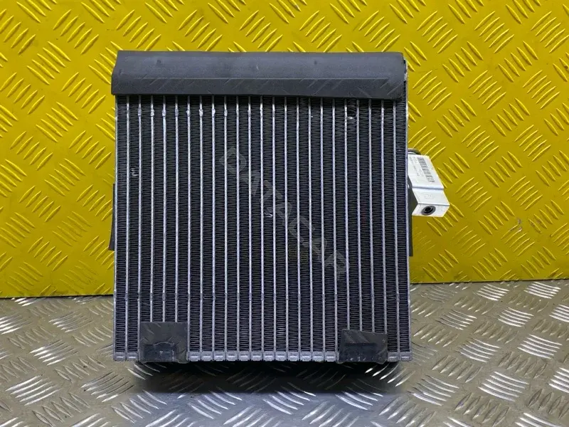 Испаритель кондиционера 27280EB31A