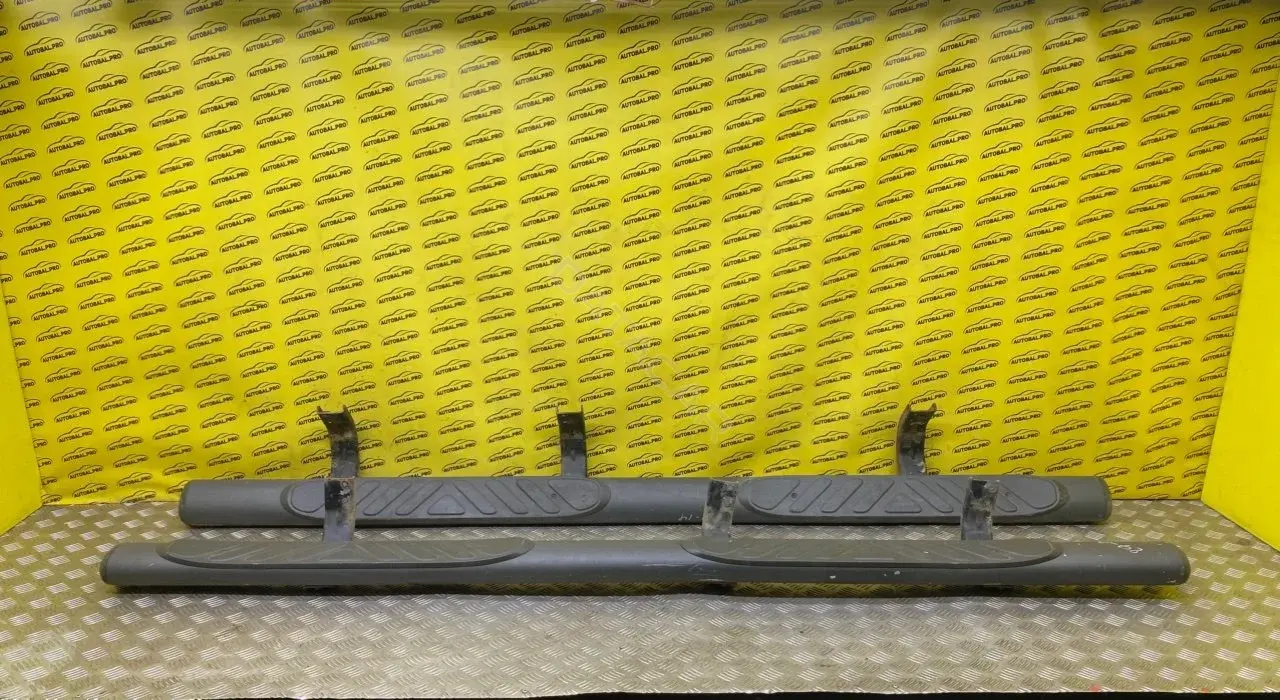 Подножка 96101EB10A