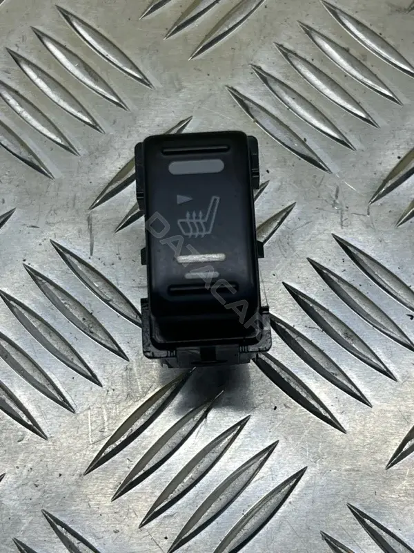 Кнопка подогрева сидений 25500AX600