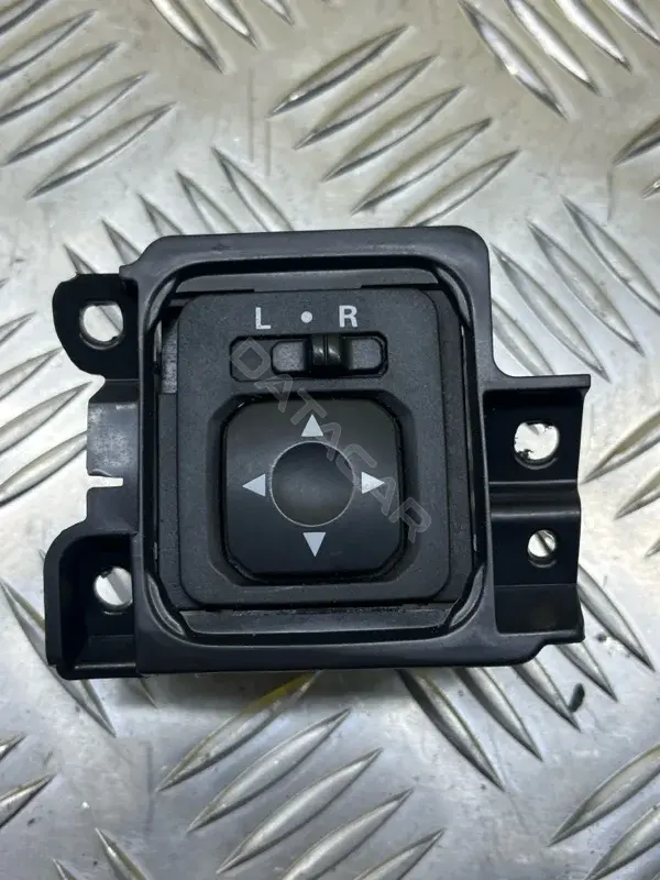 Джойстик регулировки зеркал MR417977
