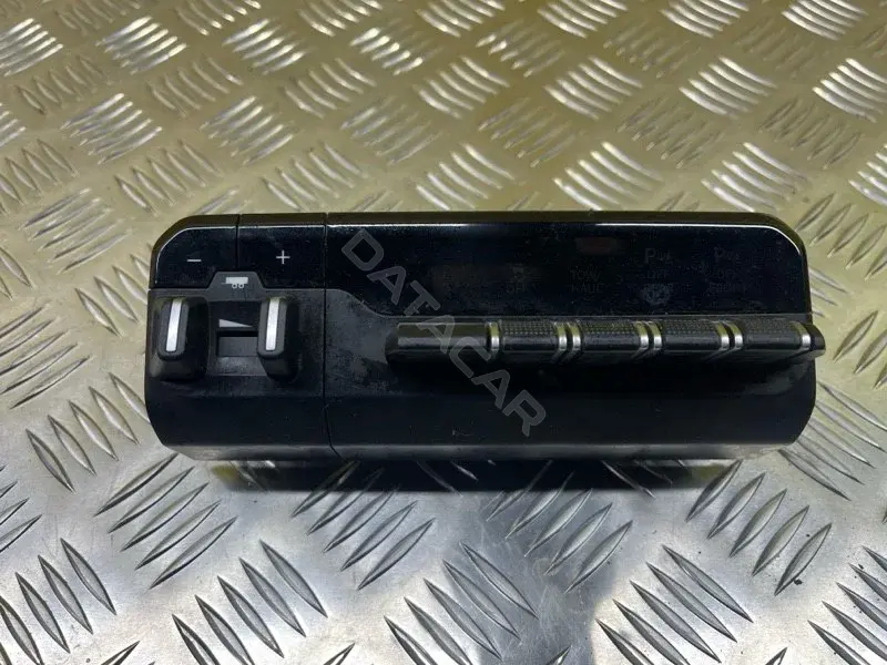 Блок кнопок 68309262AC