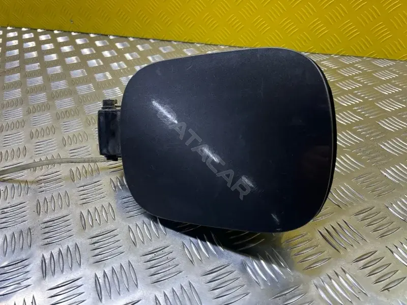 Крышка лючка топливного бака 52029861AA
