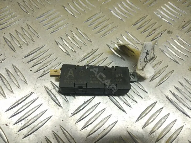 Усилитель антенны 3C8025552A